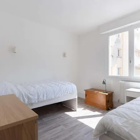 شقة Bright 70m Cosy Near The