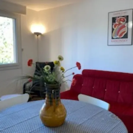 Bright 70m Cosy Near The * آركاشو